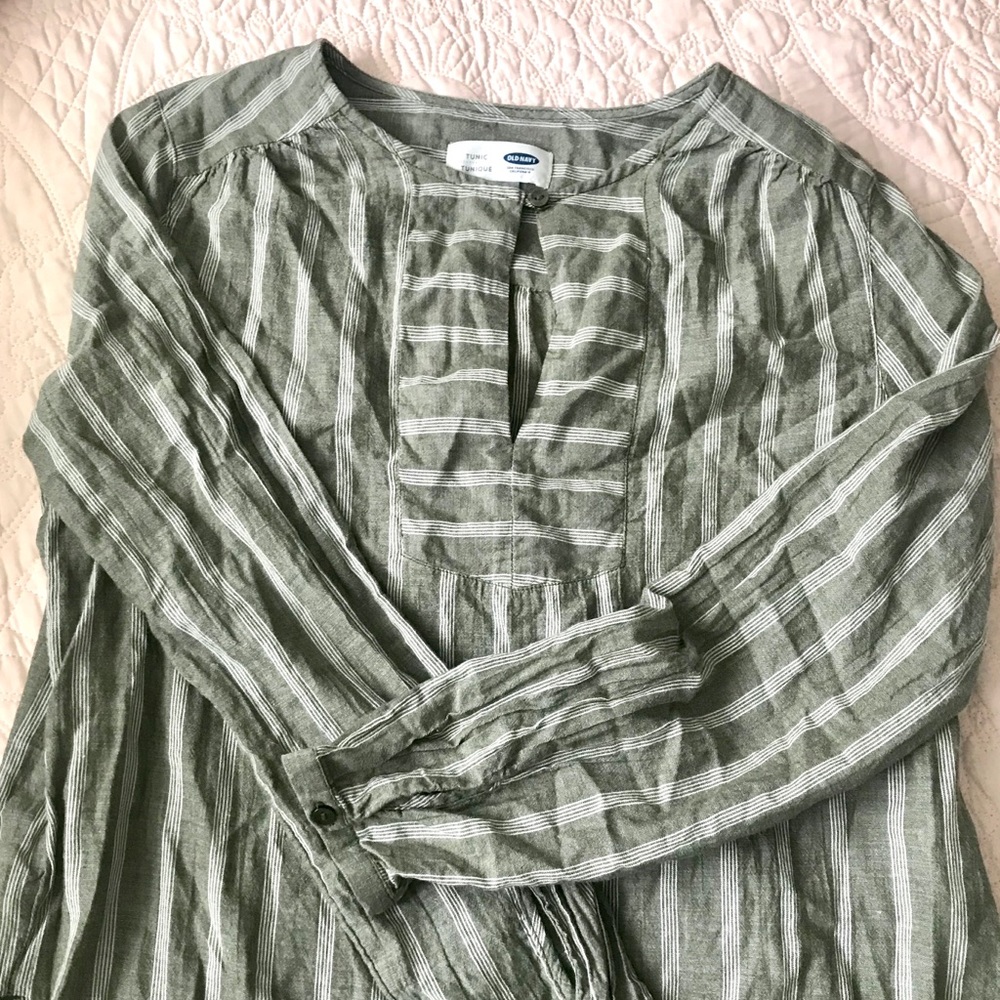 Women’s S Green Tunic Blouse